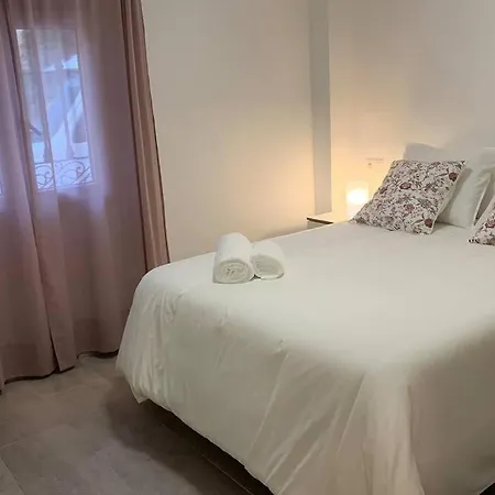度假居 Renovated House In Old Town Marbella. *