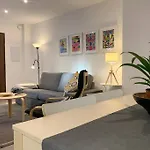 別荘 Renovated House In Old Town Marbella. マルベーリャ