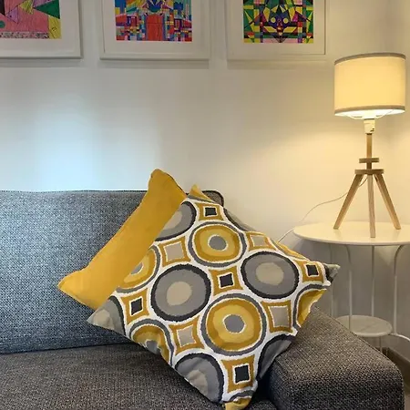 Будинок відпочинку Renovated House In Old Town Marbella. *