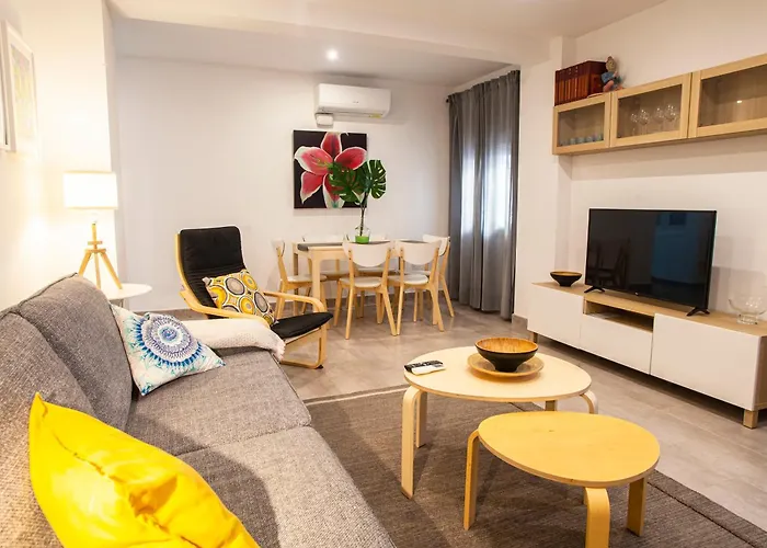 Dom wakacyjny Renovated House In Old Town Marbella.