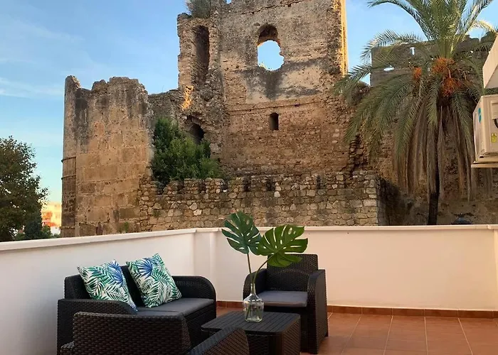 Dom wakacyjny Renovated House In Old Town Marbella.